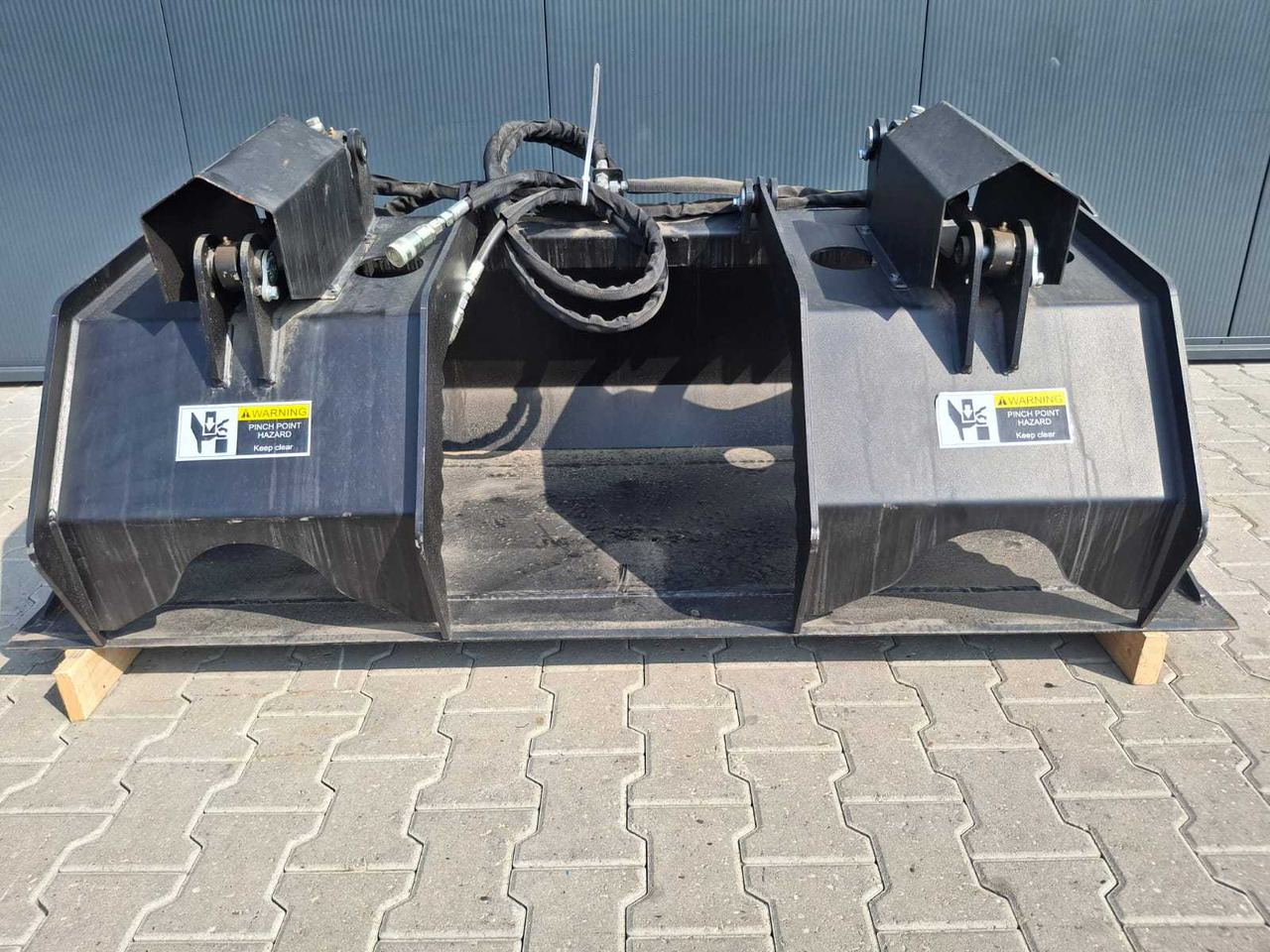 Stroj na obdělávání půdy Rhino-cross 72 inch grapple Bucket: obrázek 8