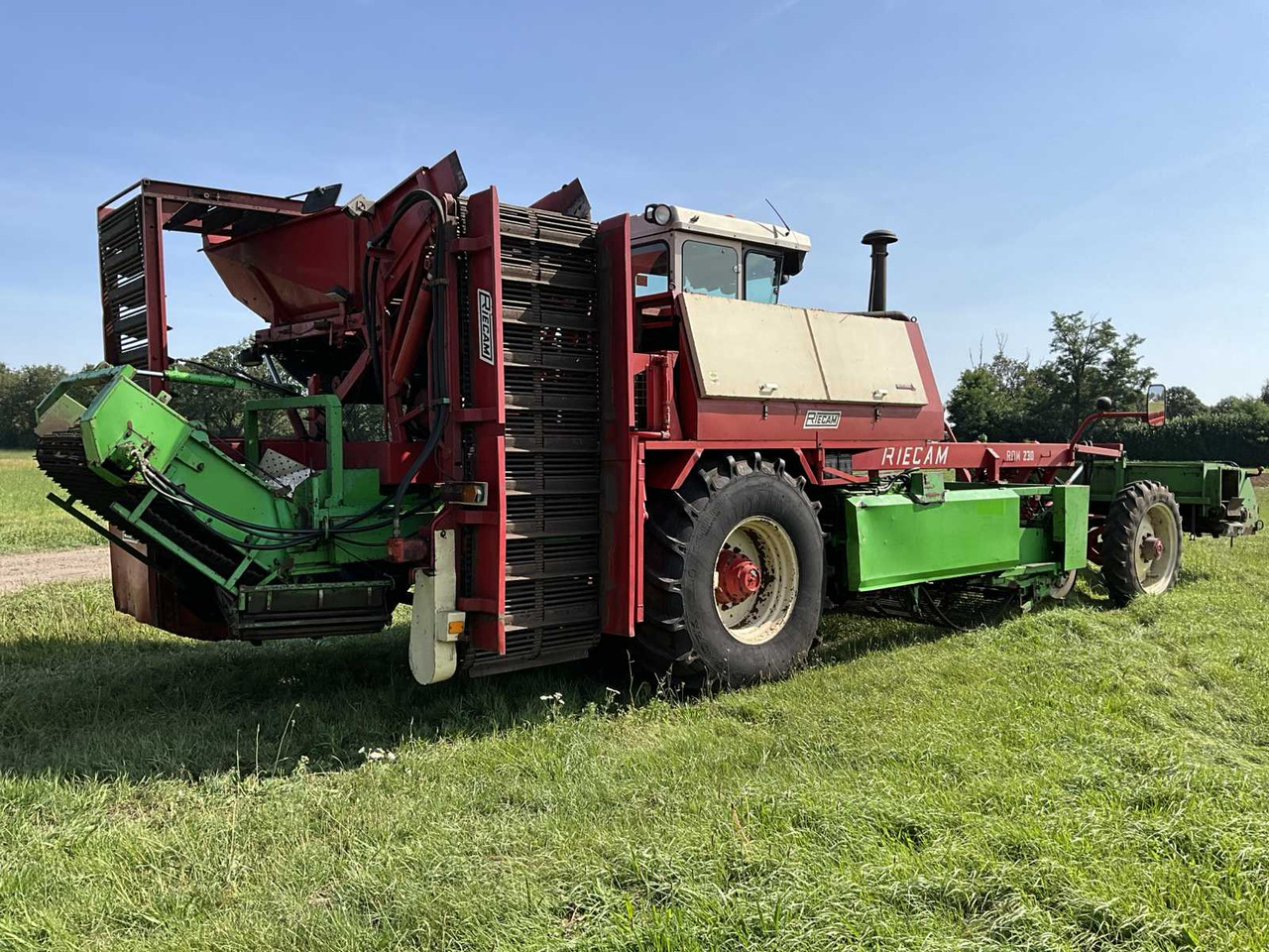 Riecam RWD 230 - Bramborový kombajn: obrázek 4 Riecam RWD 230 - Bramborový kombajn: obrázek 4