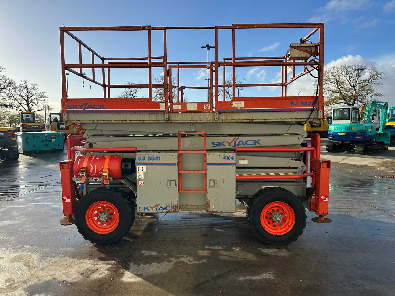 SKYJACK - 2009 - SJ-8841 - AERIAL PLATFORM - Pracovní plošina: obrázek 4 SKYJACK - 2009 - SJ-8841 - AERIAL PLATFORM - Pracovní plošina: obrázek 4