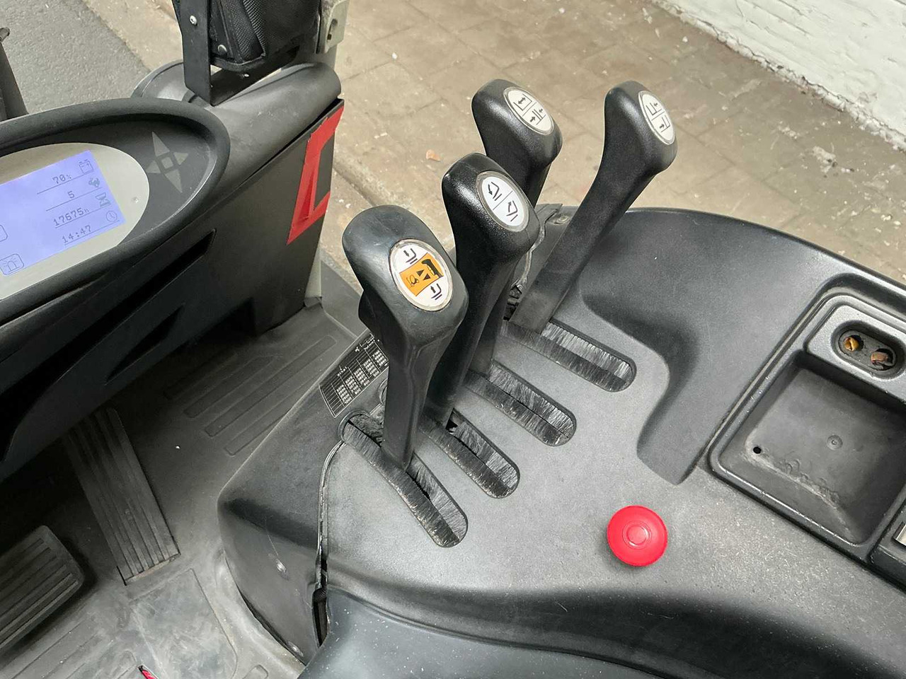 STILL - RX60-40 - FORKLIFT TRUCKS - 2012 - Vysokozdvižný vozík: obrázek 5 STILL - RX60-40 - FORKLIFT TRUCKS - 2012 - Vysokozdvižný vozík: obrázek 5