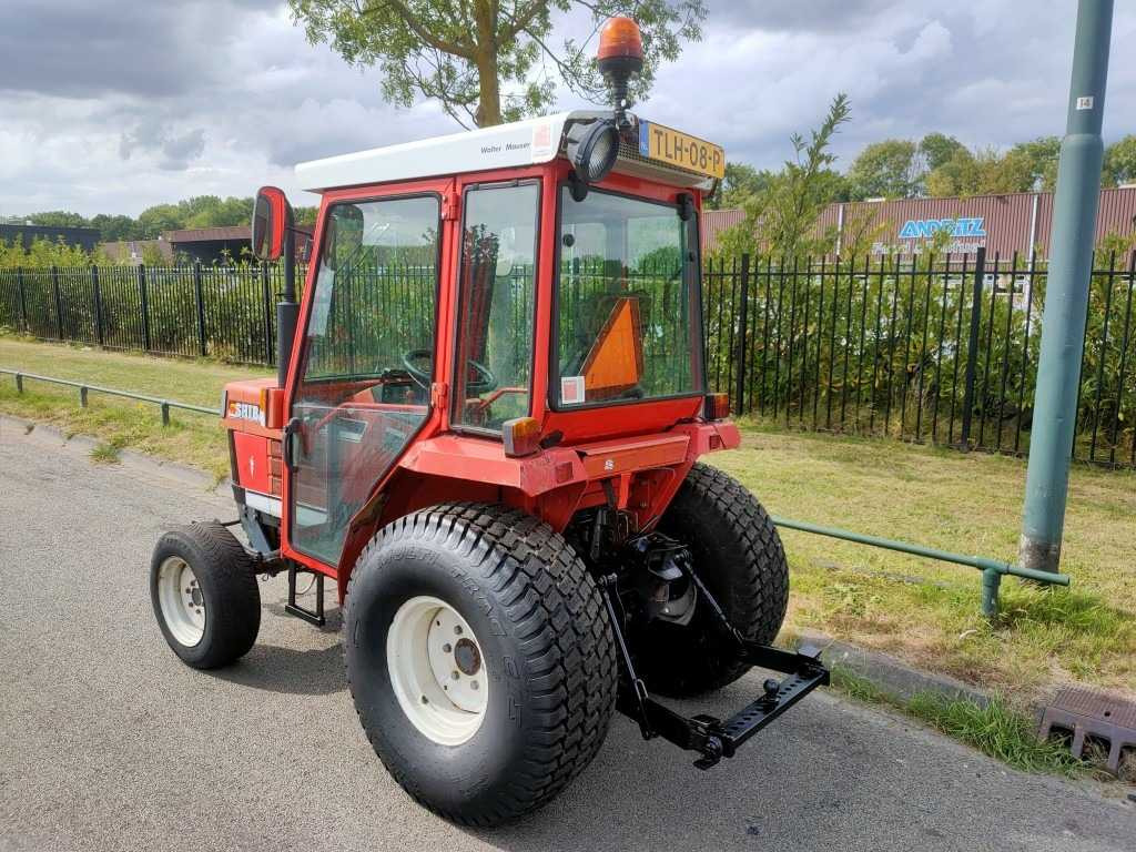 Shibaura s325 - Traktor: obrázek 2 Shibaura s325 - Traktor: obrázek 2