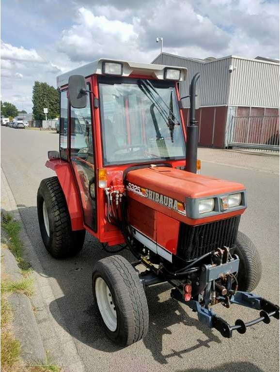 Shibaura s325 - Traktor: obrázek 1 Shibaura s325 - Traktor: obrázek 1