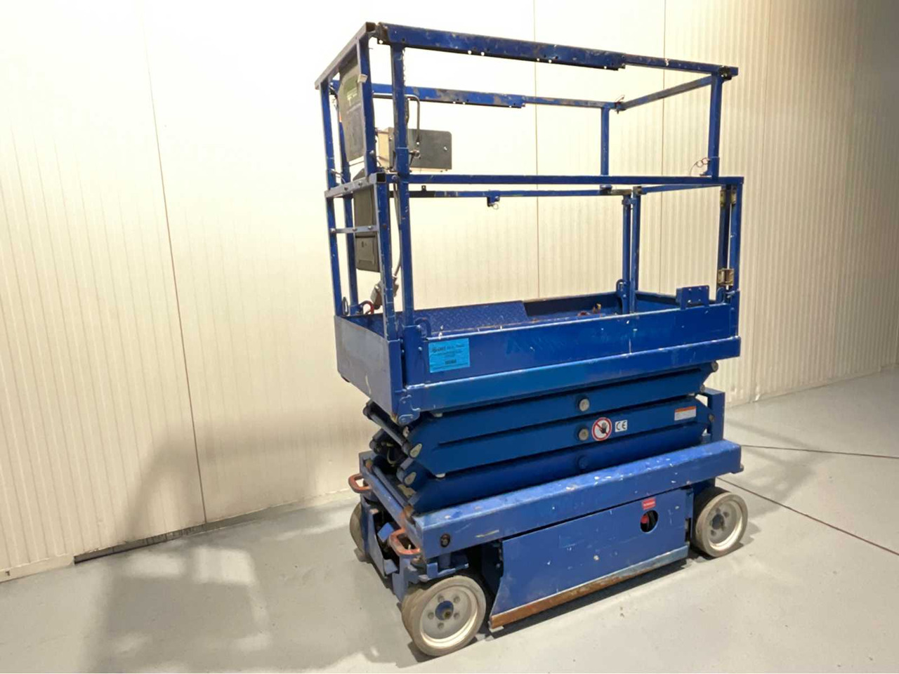 SkyJack SKYJACK SJIII3219 - AERIAL PLATFORM, WORKING HEIGHT 7.8M, EXTENDABLE 243 CM, BJ. 2015 - Pracovní plošina: obrázek 1 SkyJack SKYJACK SJIII3219 - AERIAL PLATFORM, WORKING HEIGHT 7.8M, EXTENDABLE 243 CM, BJ. 2015 - Pracovní plošina: obrázek 1