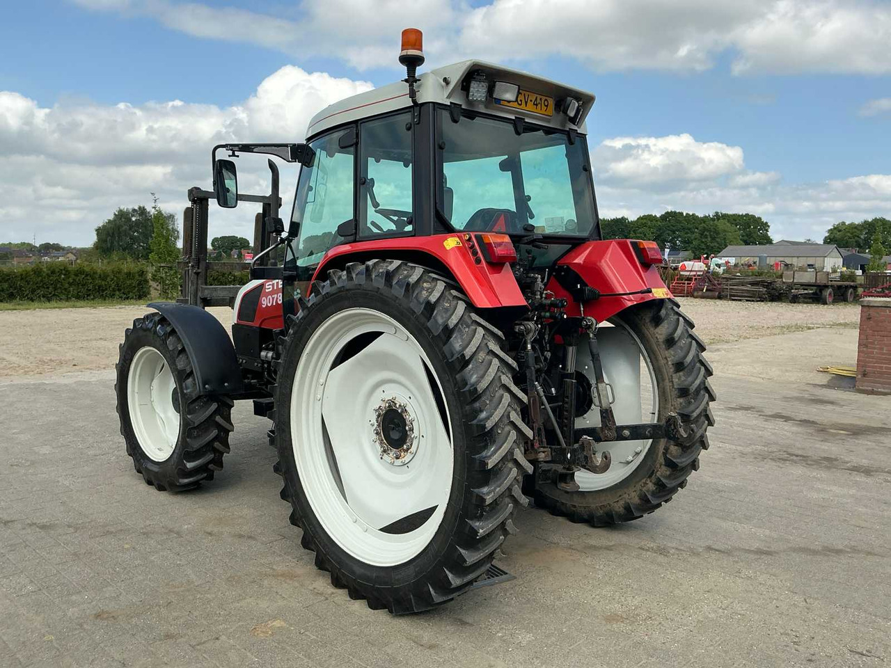 Steyr 9078 - Traktor: obrázek 5 Steyr 9078 - Traktor: obrázek 5