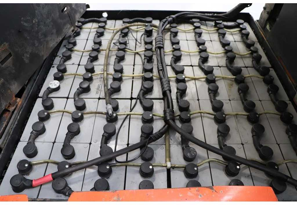 TOYOTA - 2010 - 7FBMF30 - FORKLIFT, TRIPLEX - Vysokozdvižný vozík: obrázek 4 TOYOTA - 2010 - 7FBMF30 - FORKLIFT, TRIPLEX - Vysokozdvižný vozík: obrázek 4