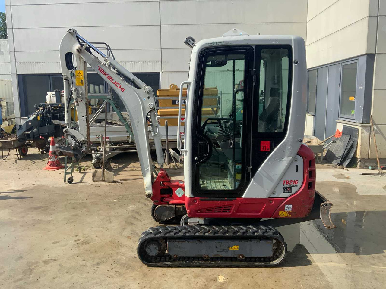 Takeuchi TB 216 - Mini rýpadlo: obrázek 2 Takeuchi TB 216 - Mini rýpadlo: obrázek 2