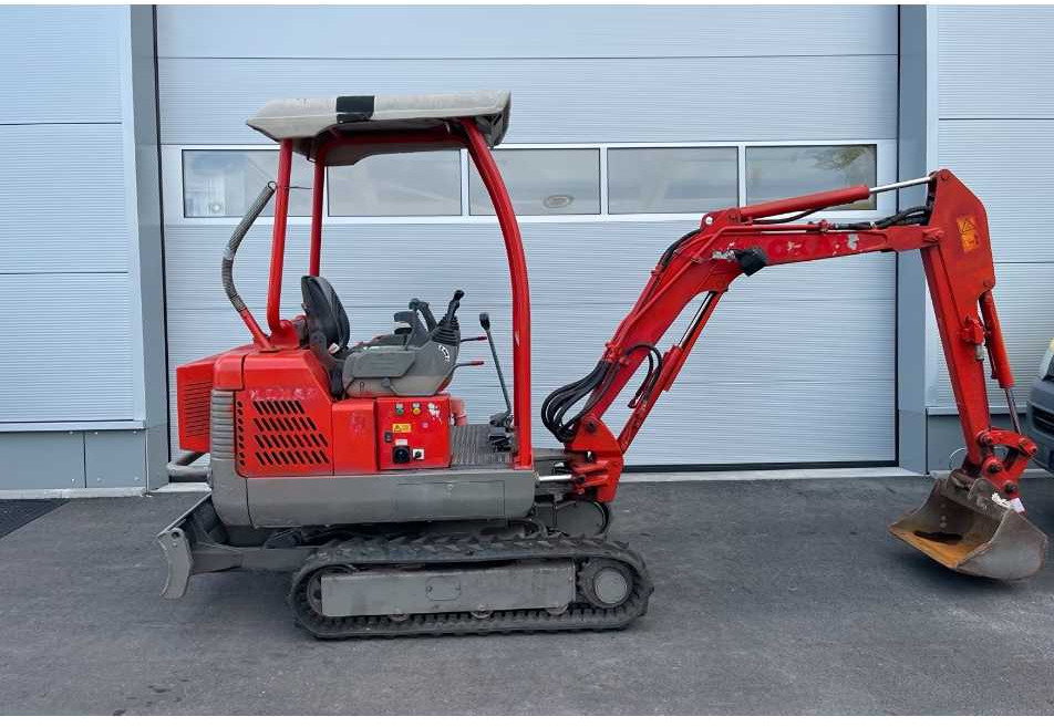 Mini rýpadlo Takeuchi TB016 Hybrid: obrázek 16 Mini rýpadlo Takeuchi TB016 Hybrid: obrázek 16