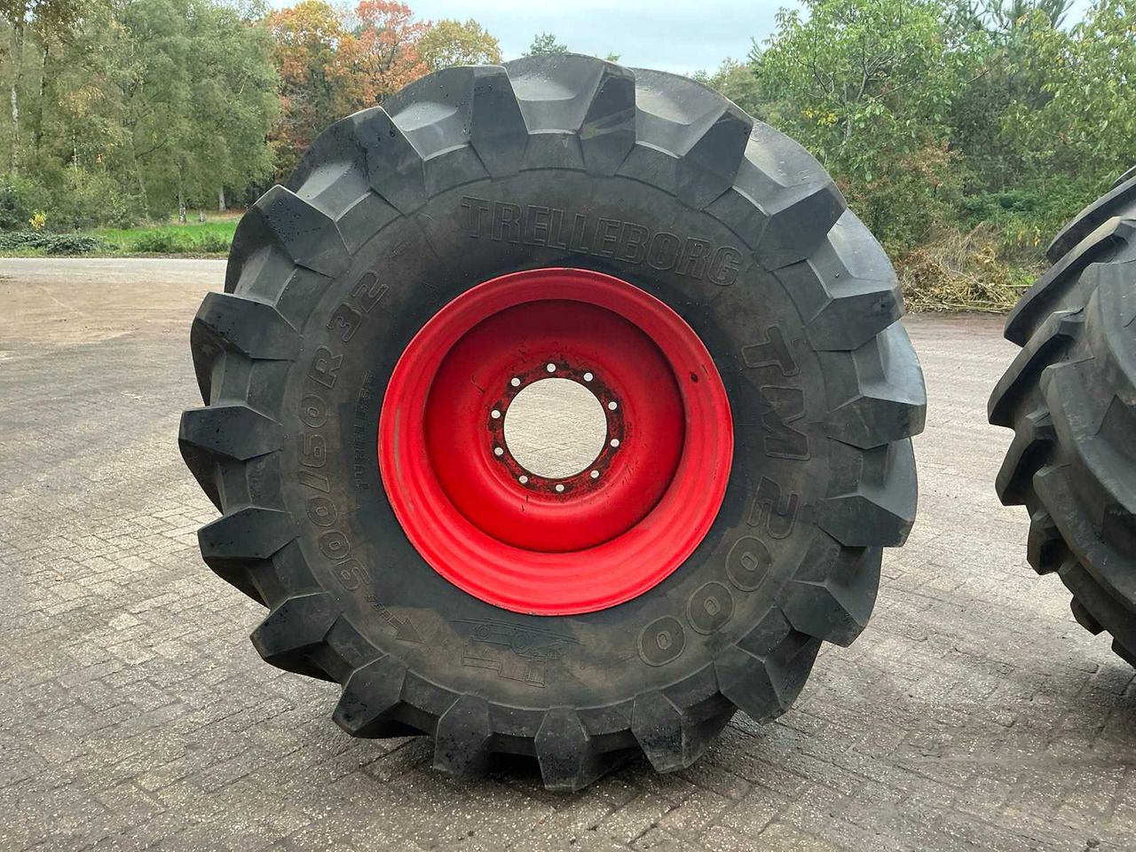 Trelleborg TM200 - Pneumatiky a ráfky pro Traktor: obrázek 5 Trelleborg TM200 - Pneumatiky a ráfky pro Traktor: obrázek 5