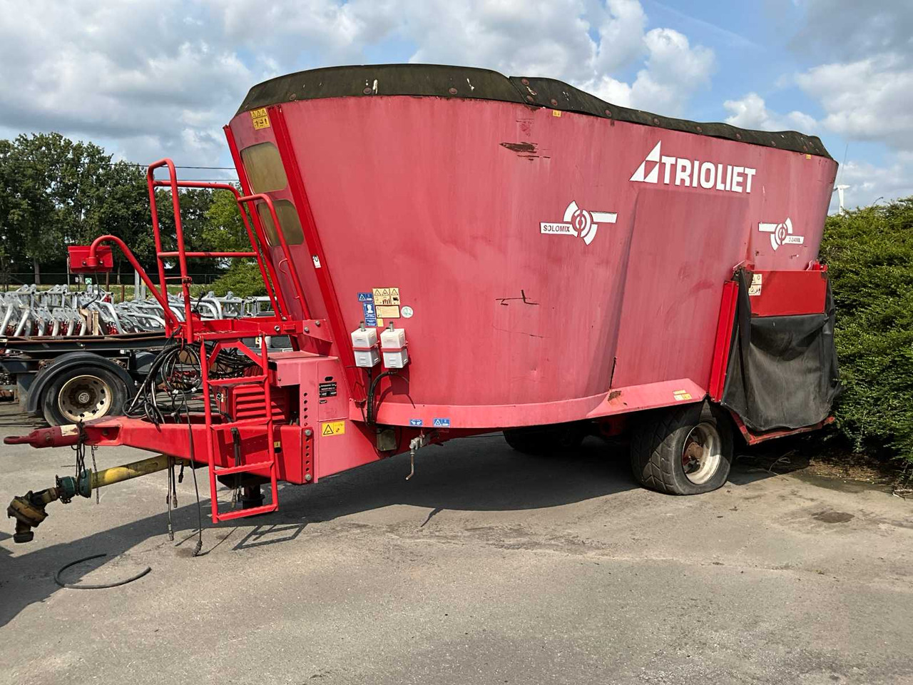 Trioliet SM-2-24L-ZK - Krmný míchací vůz: obrázek 1 Trioliet SM-2-24L-ZK - Krmný míchací vůz: obrázek 1