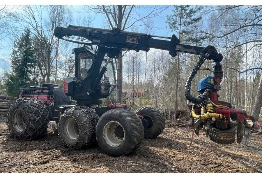 VALMET - 911 - HARVESTER - 1998 - Sklízecí mlátička: obrázek 1 VALMET - 911 - HARVESTER - 1998 - Sklízecí mlátička: obrázek 1