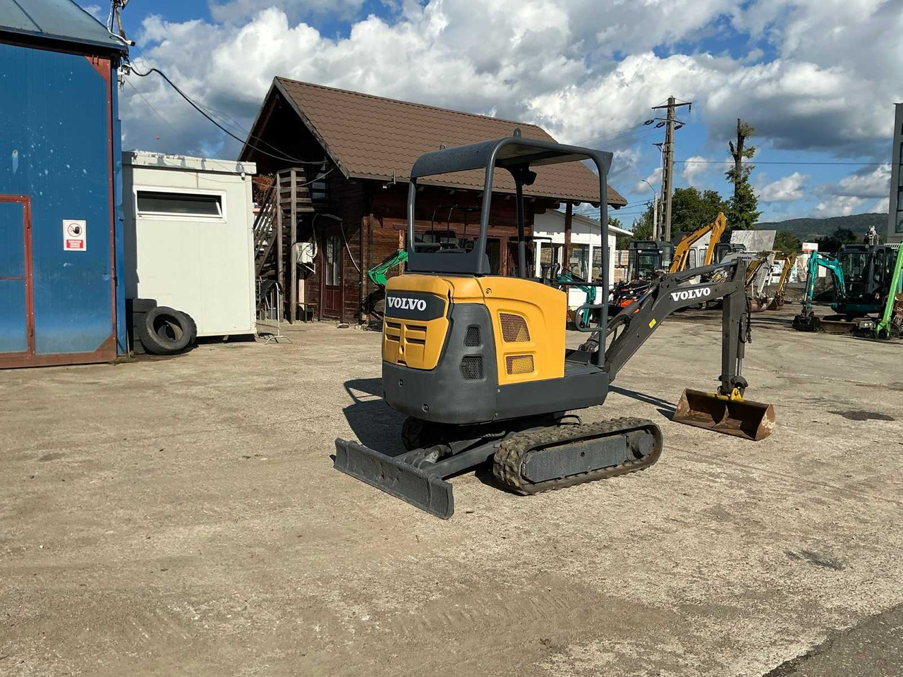 VOLVO EC 18 D - Mini rýpadlo: obrázek 4 VOLVO EC 18 D - Mini rýpadlo: obrázek 4