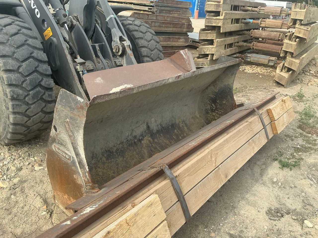Kolový nakladač VOLVO L45G-TP: obrázek 30 Kolový nakladač VOLVO L45G-TP: obrázek 30