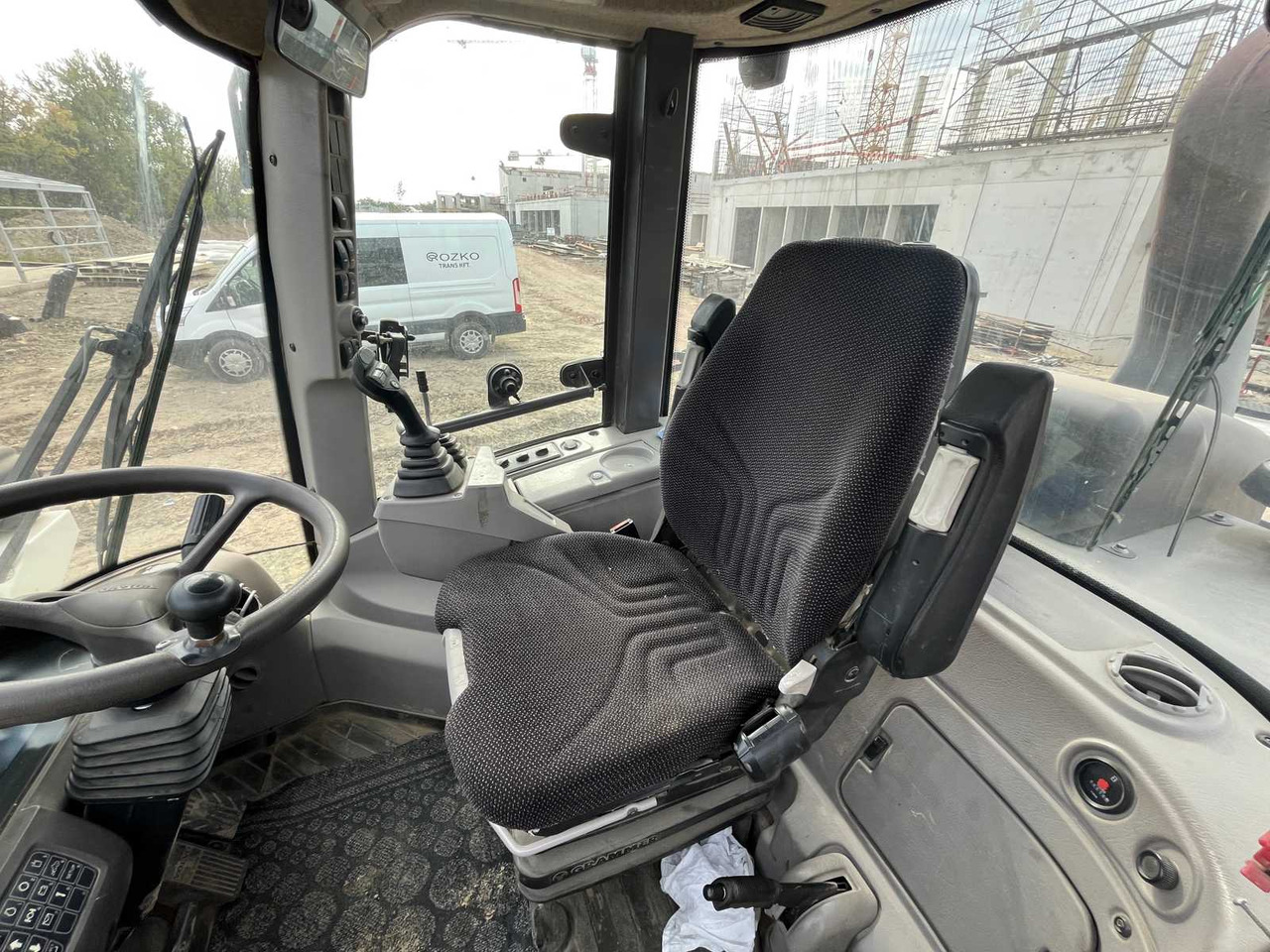 Kolový nakladač VOLVO L45G-TP: obrázek 37 Kolový nakladač VOLVO L45G-TP: obrázek 37