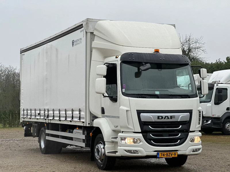 DAF LF 260 LF260.16 EURO6. 2022. - Plachtový nákladní auto: obrázek 2 DAF LF 260 LF260.16 EURO6. 2022. - Plachtový nákladní auto: obrázek 2