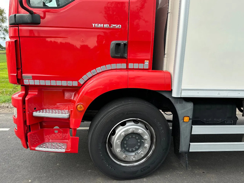 MAN TGM TGM 18.290 GEÏSOLEERDE OPBOUW - Skříňový nákladní auto: obrázek 5 MAN TGM TGM 18.290 GEÏSOLEERDE OPBOUW - Skříňový nákladní auto: obrázek 5