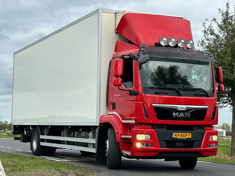 MAN TGM TGM 18.290 GEÏSOLEERDE OPBOUW - Skříňový nákladní auto: obrázek 2 MAN TGM TGM 18.290 GEÏSOLEERDE OPBOUW - Skříňový nákladní auto: obrázek 2