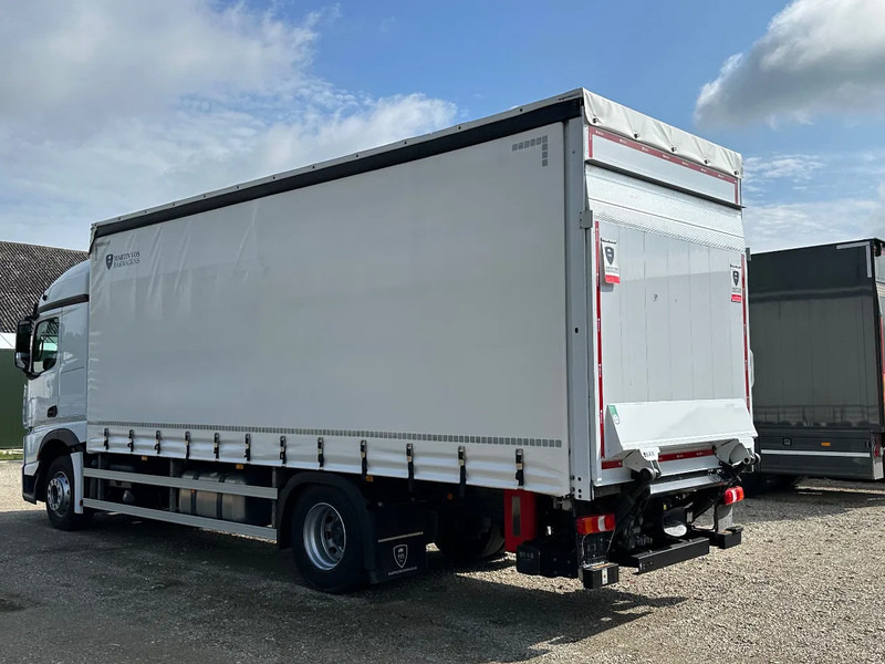 Mercedes-Benz Actros 1843 ACTROS 1843L 2022. 183432km Schuifzeil met Laadklep 2000kg - Plachtový nákladní auto: obrázek 5 Mercedes-Benz Actros 1843 ACTROS 1843L 2022. 183432km Schuifzeil met Laadklep 2000kg - Plachtový nákladní auto: obrázek 5