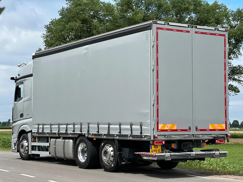 Mercedes-Benz Actros ACTROS 2545LL EURO6. 2021. Schuifzeil Bakwagen met Laadklep. - Plachtový nákladní auto: obrázek 3 Mercedes-Benz Actros ACTROS 2545LL EURO6. 2021. Schuifzeil Bakwagen met Laadklep. - Plachtový nákladní auto: obrázek 3