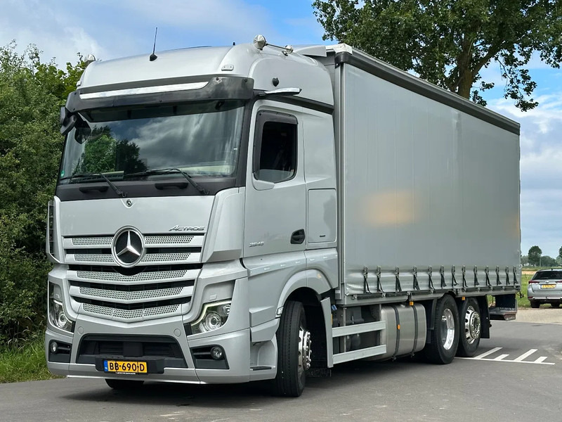 Mercedes-Benz Actros ACTROS 2545LL EURO6. 2021. Schuifzeil Bakwagen met Laadklep. - Plachtový nákladní auto: obrázek 1 Mercedes-Benz Actros ACTROS 2545LL EURO6. 2021. Schuifzeil Bakwagen met Laadklep. - Plachtový nákladní auto: obrázek 1