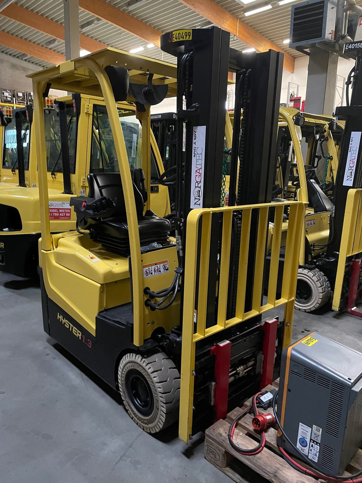 Hyster A1.3XNT - Elektrický vysokozdvižný vozík: obrázek 1 Hyster A1.3XNT - Elektrický vysokozdvižný vozík: obrázek 1