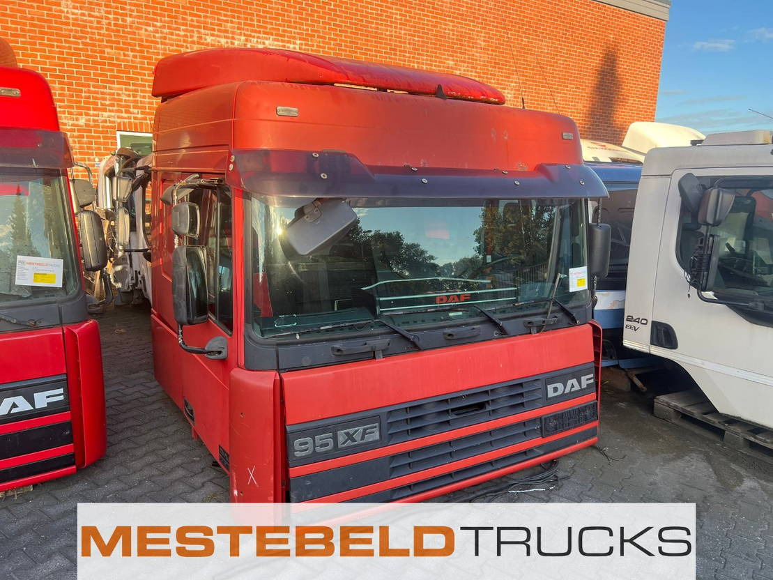 DAF Cabine Spacecab Euro 2 - Kabina pro Nákladní auto: obrázek 2 DAF Cabine Spacecab Euro 2 - Kabina pro Nákladní auto: obrázek 2