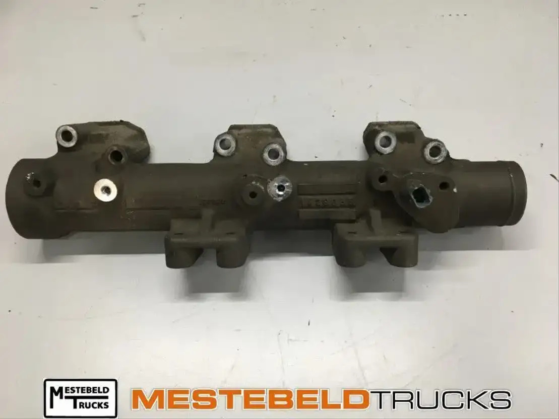 DAF Koelvloeistofleiding cilinderkop XF-CF - Motor pro Nákladní auto: obrázek 1 DAF Koelvloeistofleiding cilinderkop XF-CF - Motor pro Nákladní auto: obrázek 1