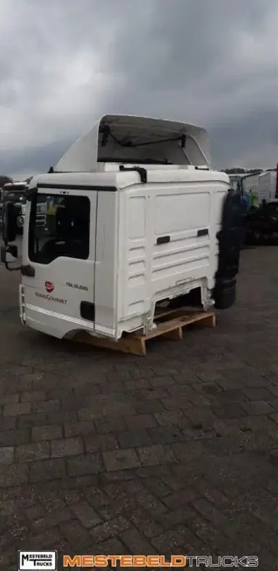 MAN Cabine TGL 12.220 - Kabina pro Nákladní auto: obrázek 2 MAN Cabine TGL 12.220 - Kabina pro Nákladní auto: obrázek 2
