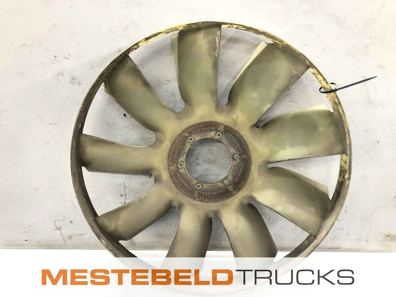 MAN Ventilator TGA - Chladící systém pro Nákladní auto: obrázek 1 MAN Ventilator TGA - Chladící systém pro Nákladní auto: obrázek 1