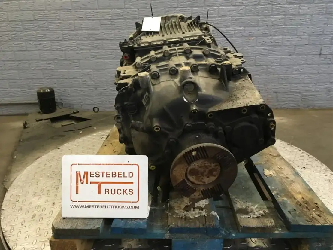 MAN Versnellingsbak 12AS2301TD - Převodovka a díly pro Nákladní auto: obrázek 3 MAN Versnellingsbak 12AS2301TD - Převodovka a díly pro Nákladní auto: obrázek 3