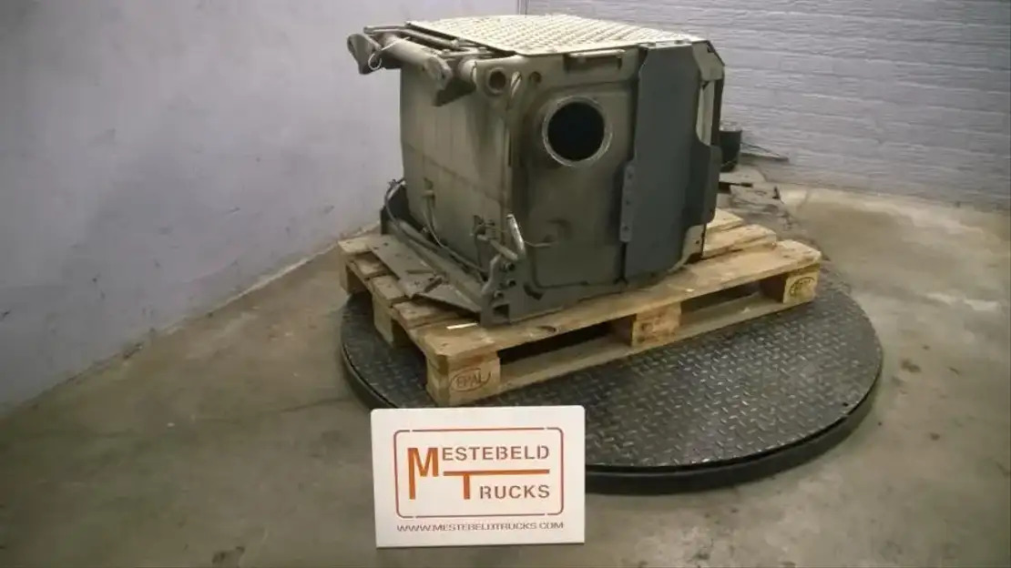 Mercedes-Benz Katalysator 230 L Actros - Výfukový systém pro Nákladní auto: obrázek 1 Mercedes-Benz Katalysator 230 L Actros - Výfukový systém pro Nákladní auto: obrázek 1