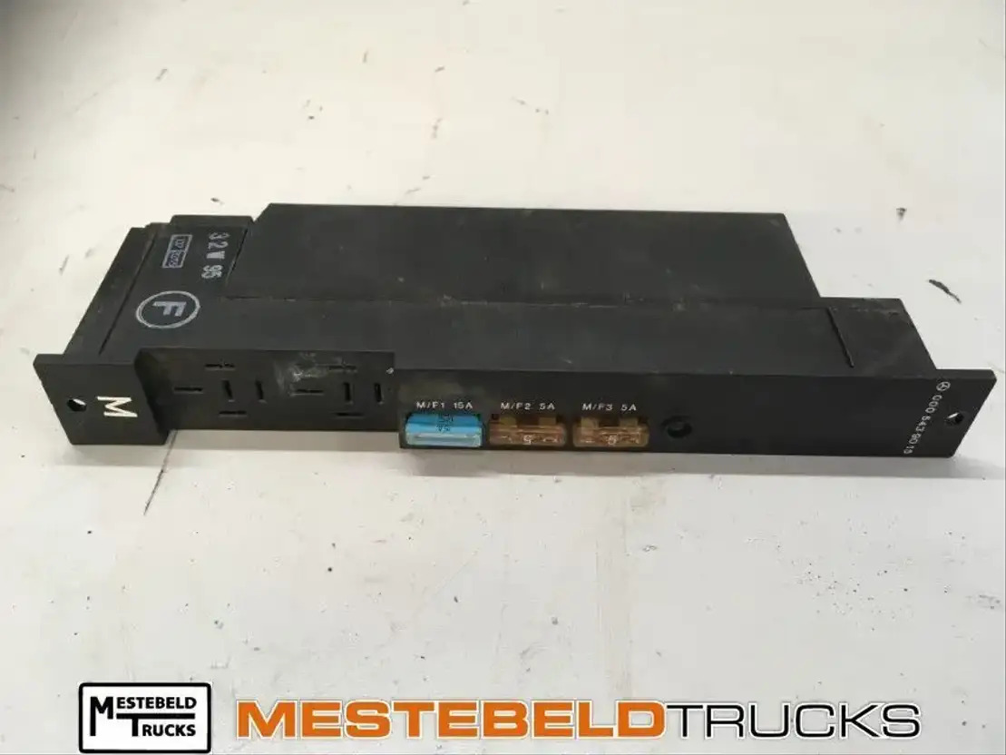 Mercedes-Benz Motormodule - Elektrický systém pro Nákladní auto: obrázek 1 Mercedes-Benz Motormodule - Elektrický systém pro Nákladní auto: obrázek 1