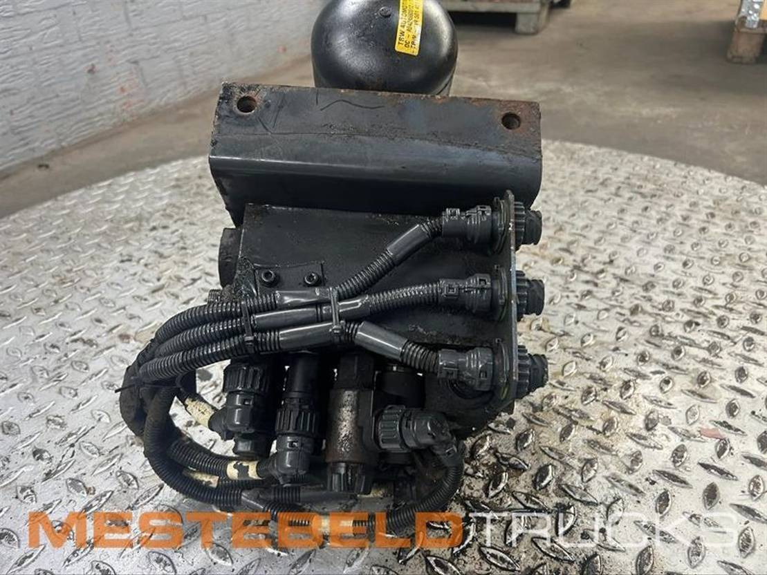 Mercedes-Benz Stuurventiel sleepas Mercedes - Ovládání volantem pro Nákladní auto: obrázek 2 Mercedes-Benz Stuurventiel sleepas Mercedes - Ovládání volantem pro Nákladní auto: obrázek 2