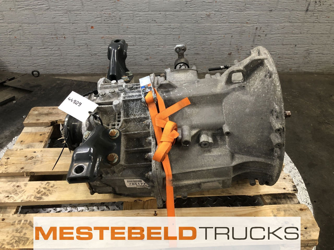 Mercedes-Benz Versnellingsbak G85-6 / 6,7-0,73 manuel - Převodovka a díly pro Nákladní auto: obrázek 3 Mercedes-Benz Versnellingsbak G85-6 / 6,7-0,73 manuel - Převodovka a díly pro Nákladní auto: obrázek 3