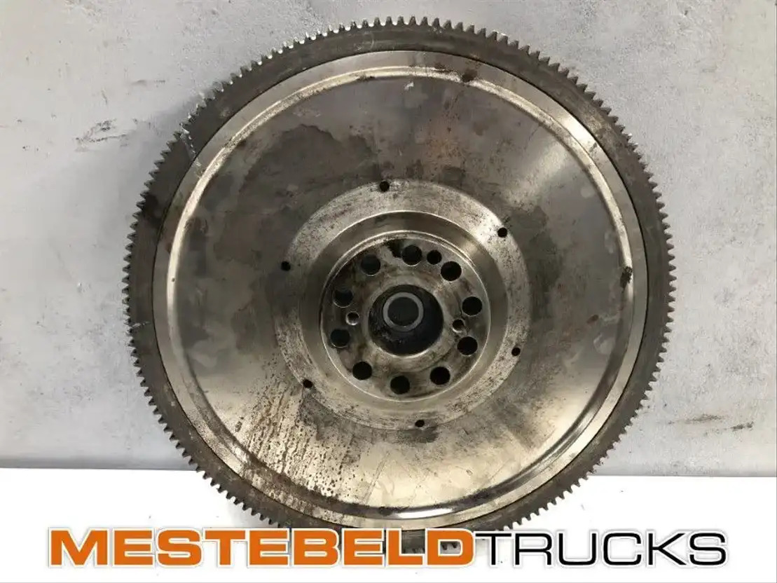 Scania Vliegwiel DC 16 18 L01 R560 - Motor pro Nákladní auto: obrázek 1 Scania Vliegwiel DC 16 18 L01 R560 - Motor pro Nákladní auto: obrázek 1