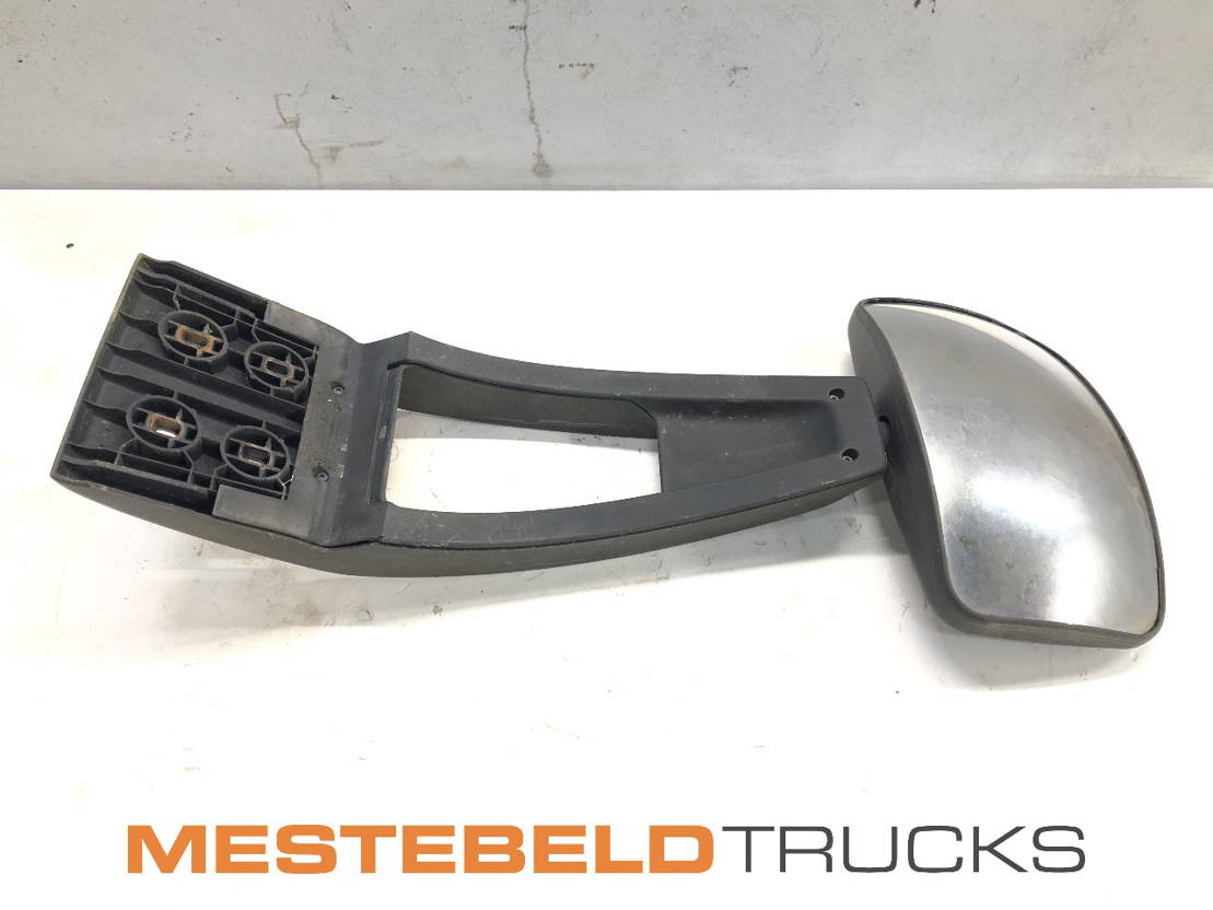 Volvo Frontspiegel - Kabina a interiér pro Nákladní auto: obrázek 1 Volvo Frontspiegel - Kabina a interiér pro Nákladní auto: obrázek 1