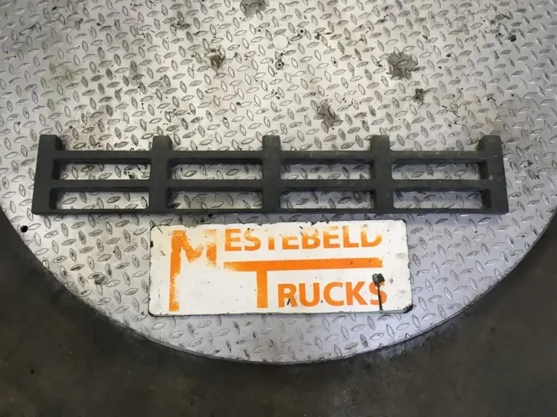 Volvo G rille / Trap - Kabina a interiér pro Nákladní auto: obrázek 1 Volvo G rille / Trap - Kabina a interiér pro Nákladní auto: obrázek 1