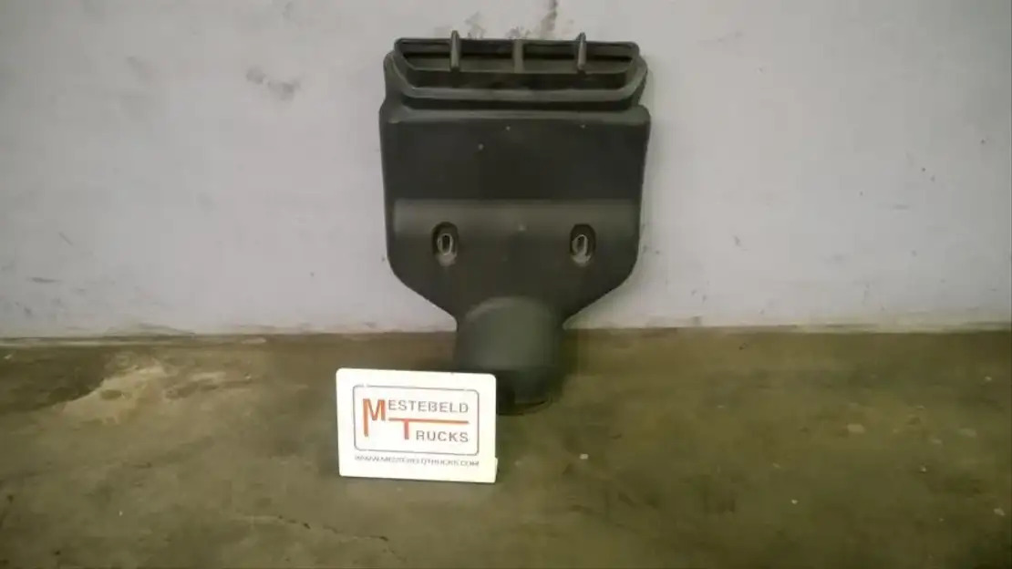 Volvo L uchtinlaatpijp - Trubka sání vzduchu pro Nákladní auto: obrázek 1 Volvo L uchtinlaatpijp - Trubka sání vzduchu pro Nákladní auto: obrázek 1