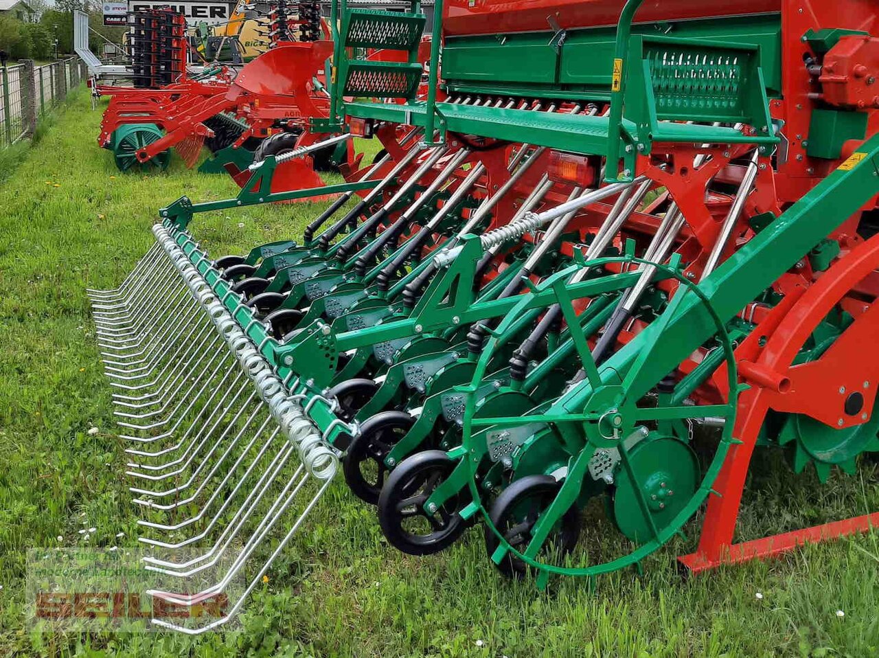 Agro-Masz ANA 30 + SN 300 - Secí kombinace: obrázek 2 Agro-Masz ANA 30 + SN 300 - Secí kombinace: obrázek 2