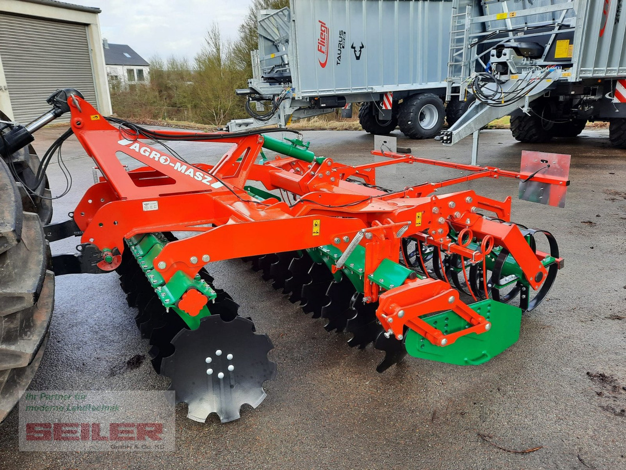 Agro-Masz TROL 30 3m + Dachring 600 - Talířové brány: obrázek 2 Agro-Masz TROL 30 3m + Dachring 600 - Talířové brány: obrázek 2