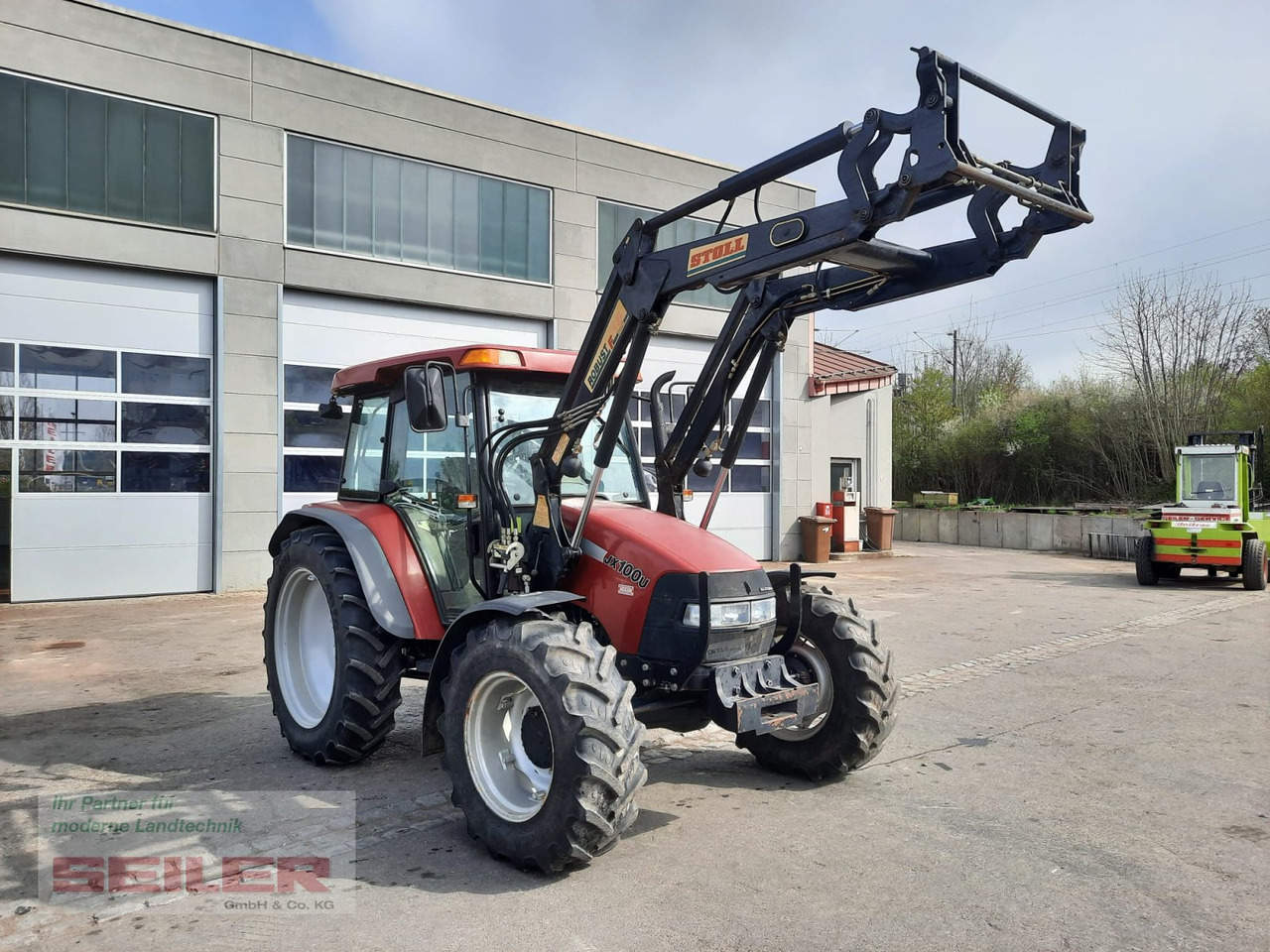 Case IH JX 100 U - Traktor: obrázek 1 Case IH JX 100 U - Traktor: obrázek 1