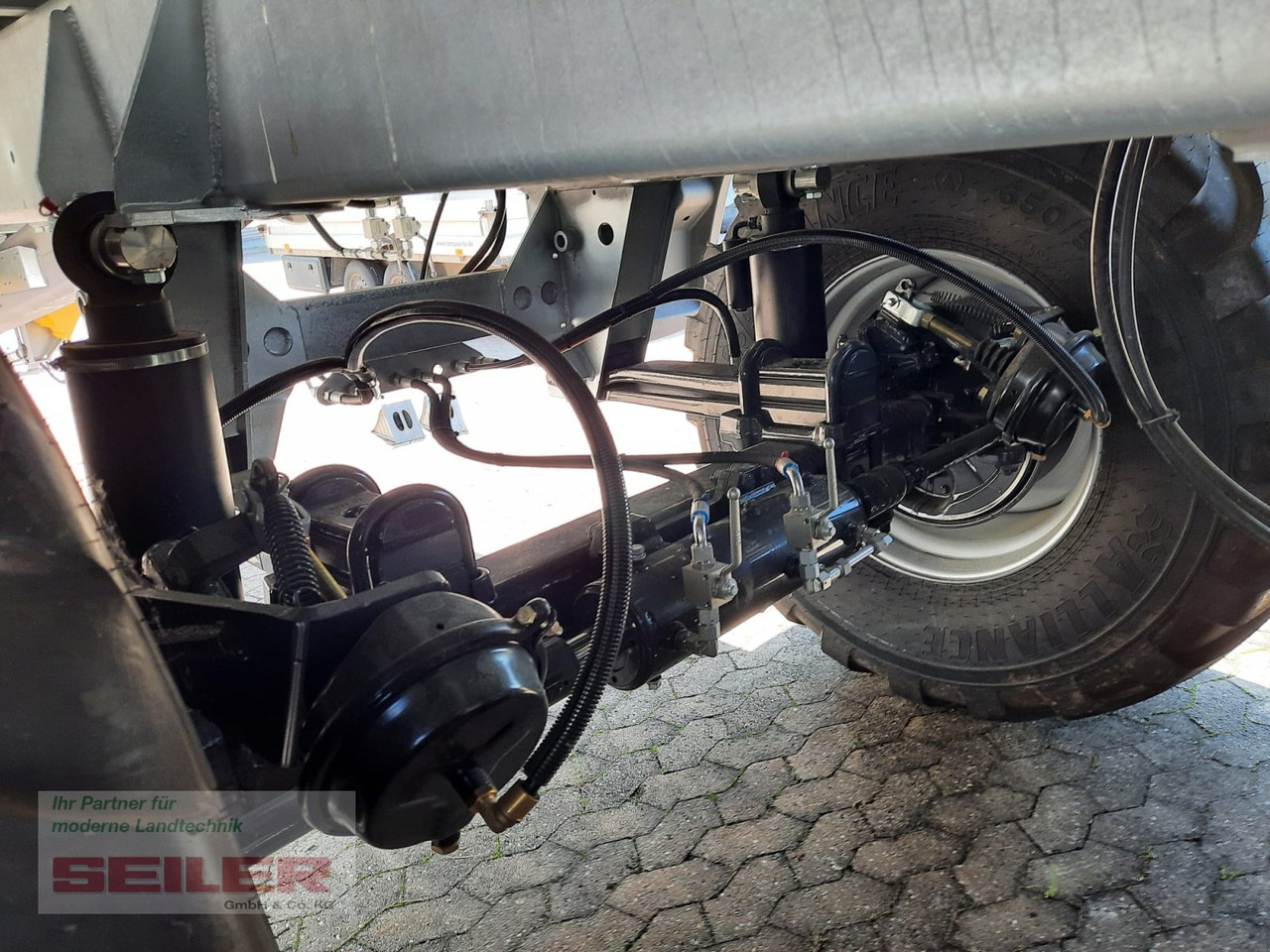 Nový Samonakládací vůz Fliegl ASW 391 TAURUS FOX 50m³ ZWL + Top Lift Light: obrázek 9