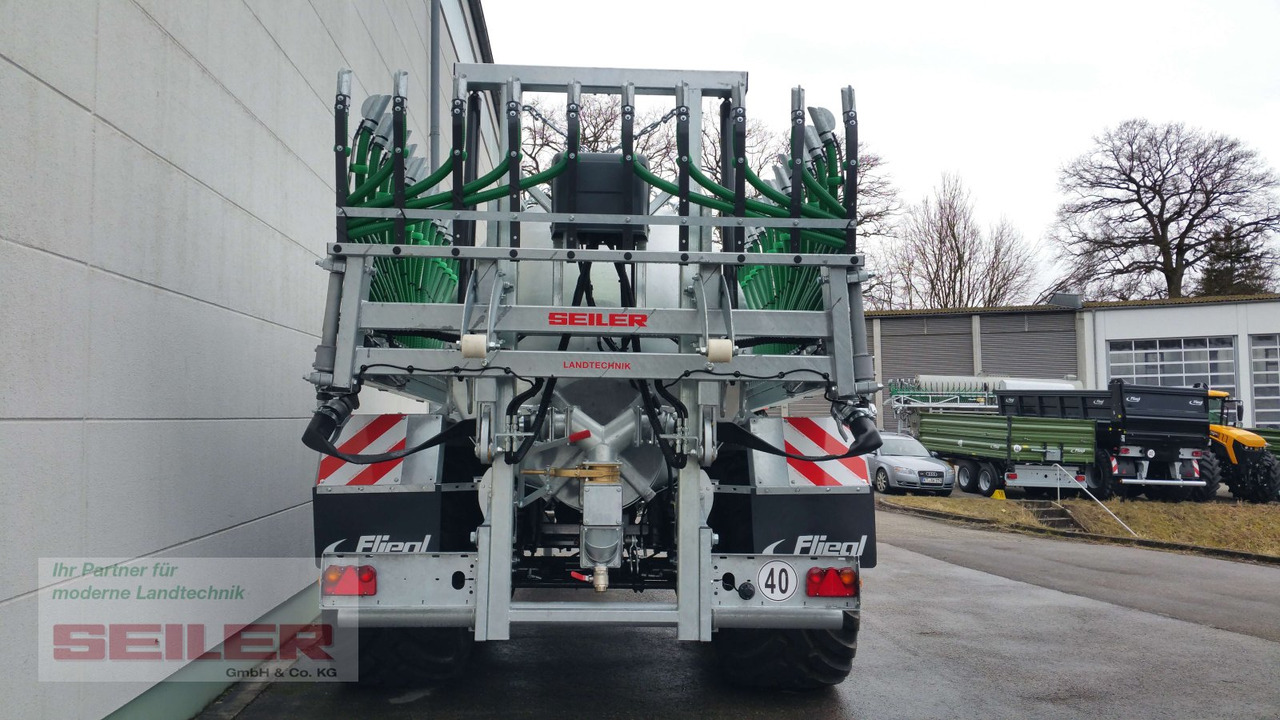 Fliegl PFW 12000 Maxx Line 12m³ + Skate 150 15m - Fekální cisterna: obrázek 4 Fliegl PFW 12000 Maxx Line 12m³ + Skate 150 15m - Fekální cisterna: obrázek 4