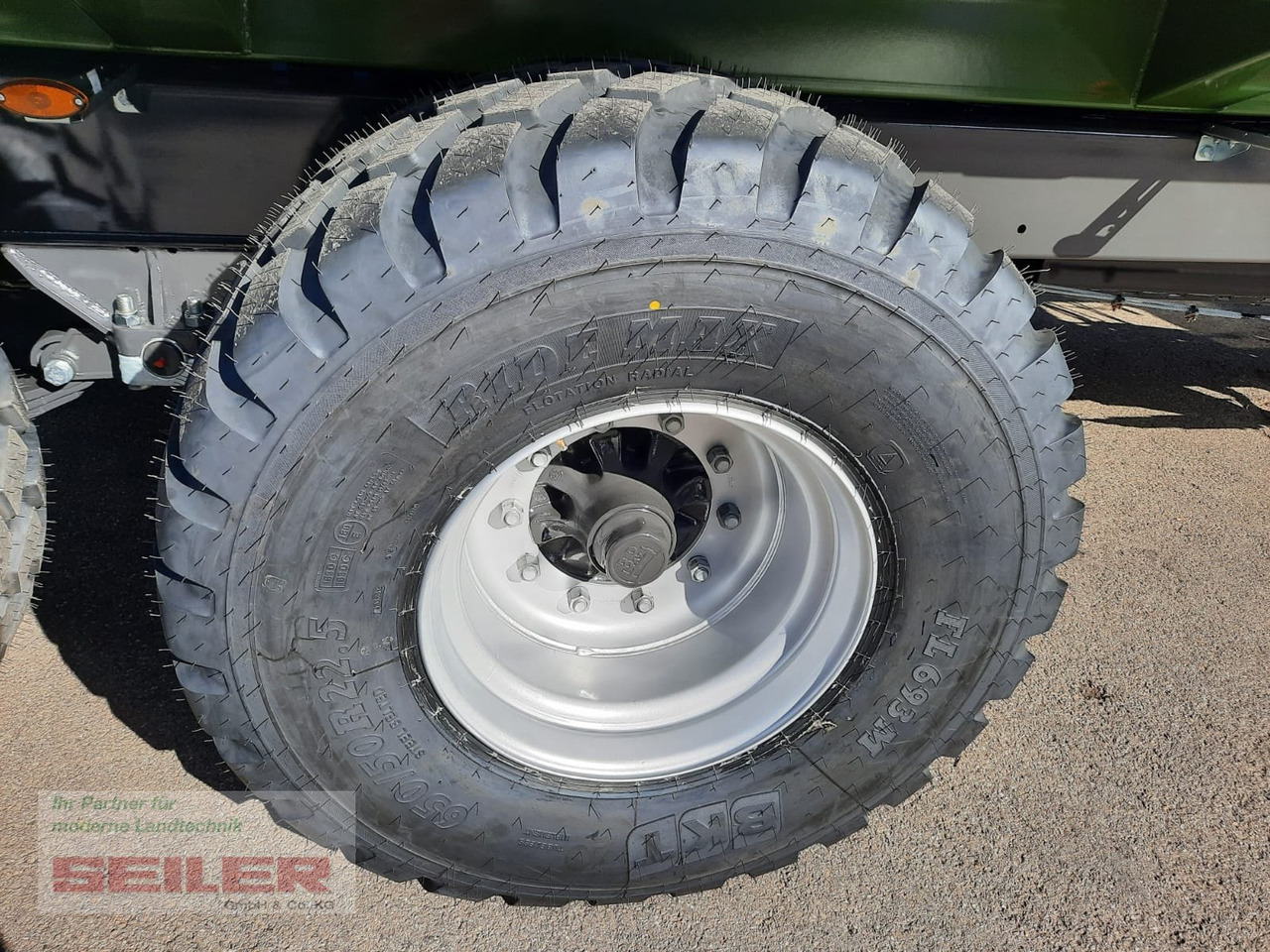 Nový Zemědělský sklápěcí přívěs Fliegl TMK 264 FOX 32m³: obrázek 12