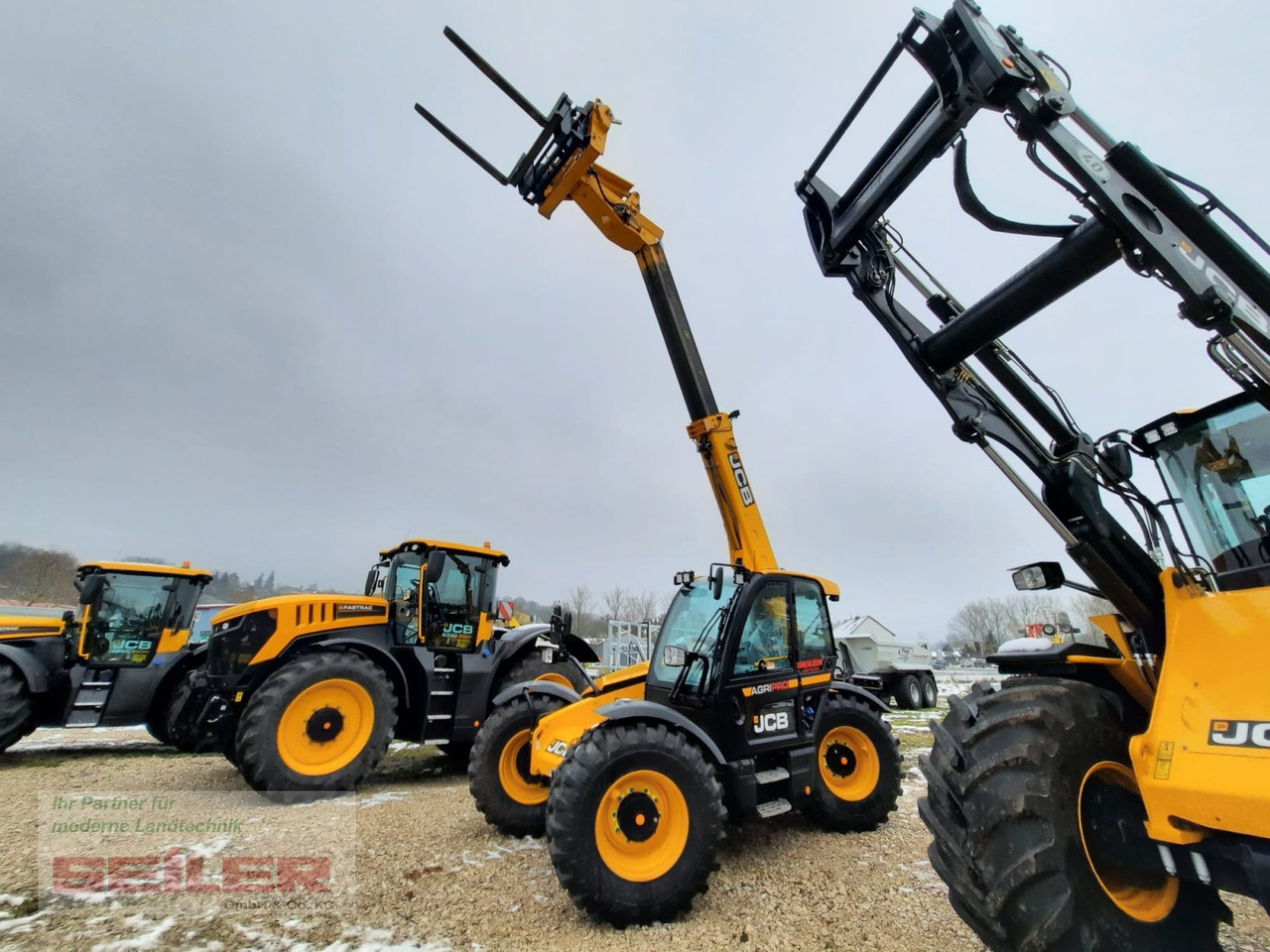 JCB 542-70 Agri Pro - Teleskopický manipulátor: obrázek 1 JCB 542-70 Agri Pro - Teleskopický manipulátor: obrázek 1