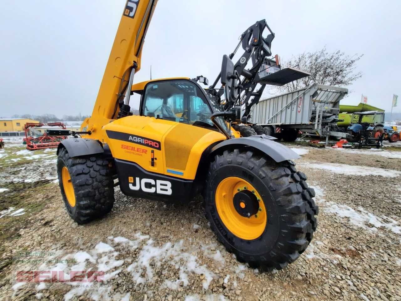 JCB 542-70 Agri Pro - Teleskopický manipulátor: obrázek 5 JCB 542-70 Agri Pro - Teleskopický manipulátor: obrázek 5