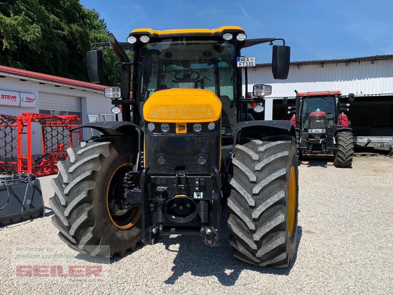 JCB Fastrac 4220 - Traktor: obrázek 2 JCB Fastrac 4220 - Traktor: obrázek 2