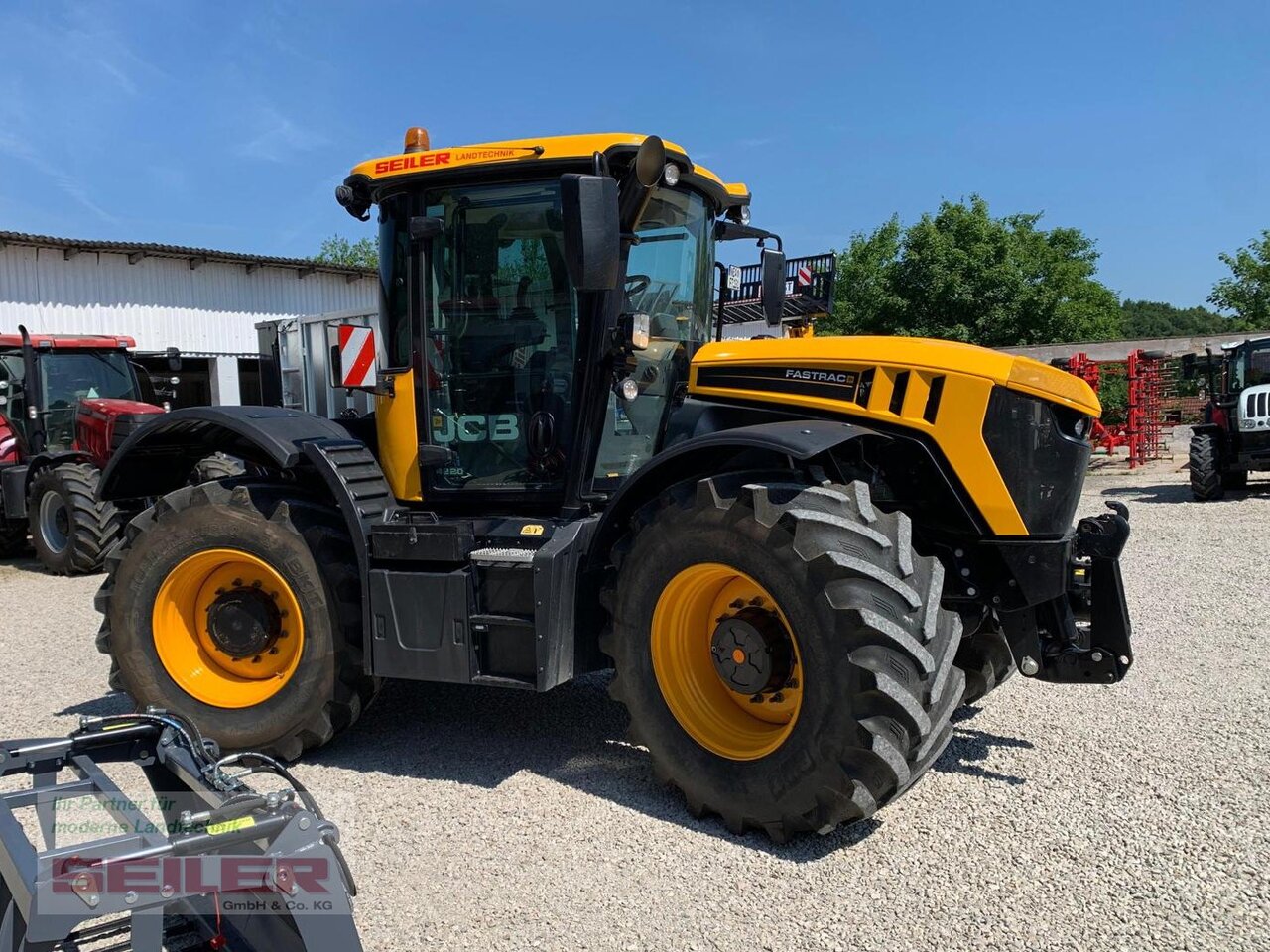 JCB Fastrac 4220 - Traktor: obrázek 3 JCB Fastrac 4220 - Traktor: obrázek 3