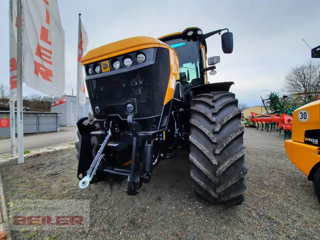 JCB Fastrac 8330 iCON Trimble-ready - Traktor: obrázek 5 JCB Fastrac 8330 iCON Trimble-ready - Traktor: obrázek 5