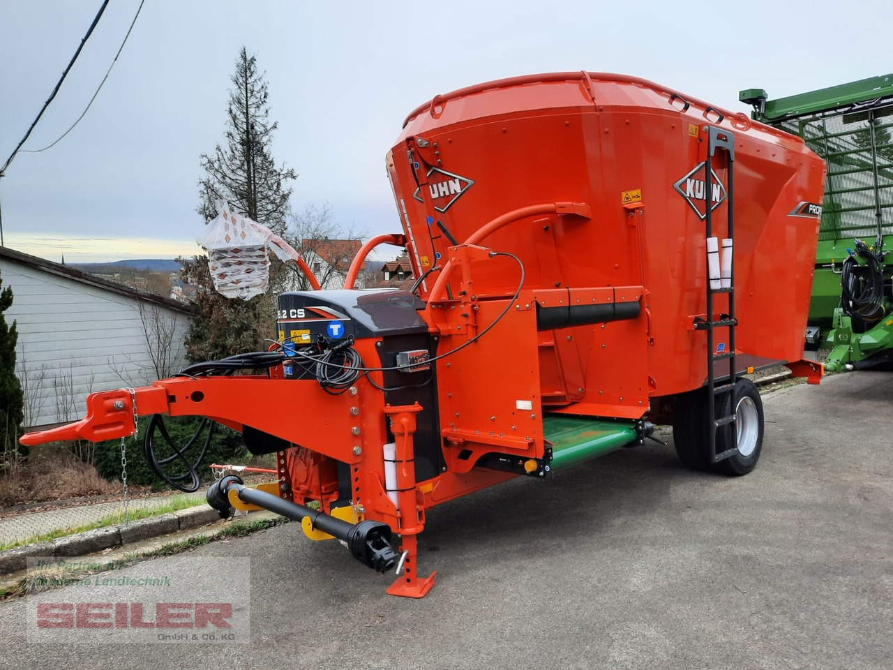 Kuhn PROFILE 16.2 CS - Krmný míchací vůz: obrázek 1 Kuhn PROFILE 16.2 CS - Krmný míchací vůz: obrázek 1