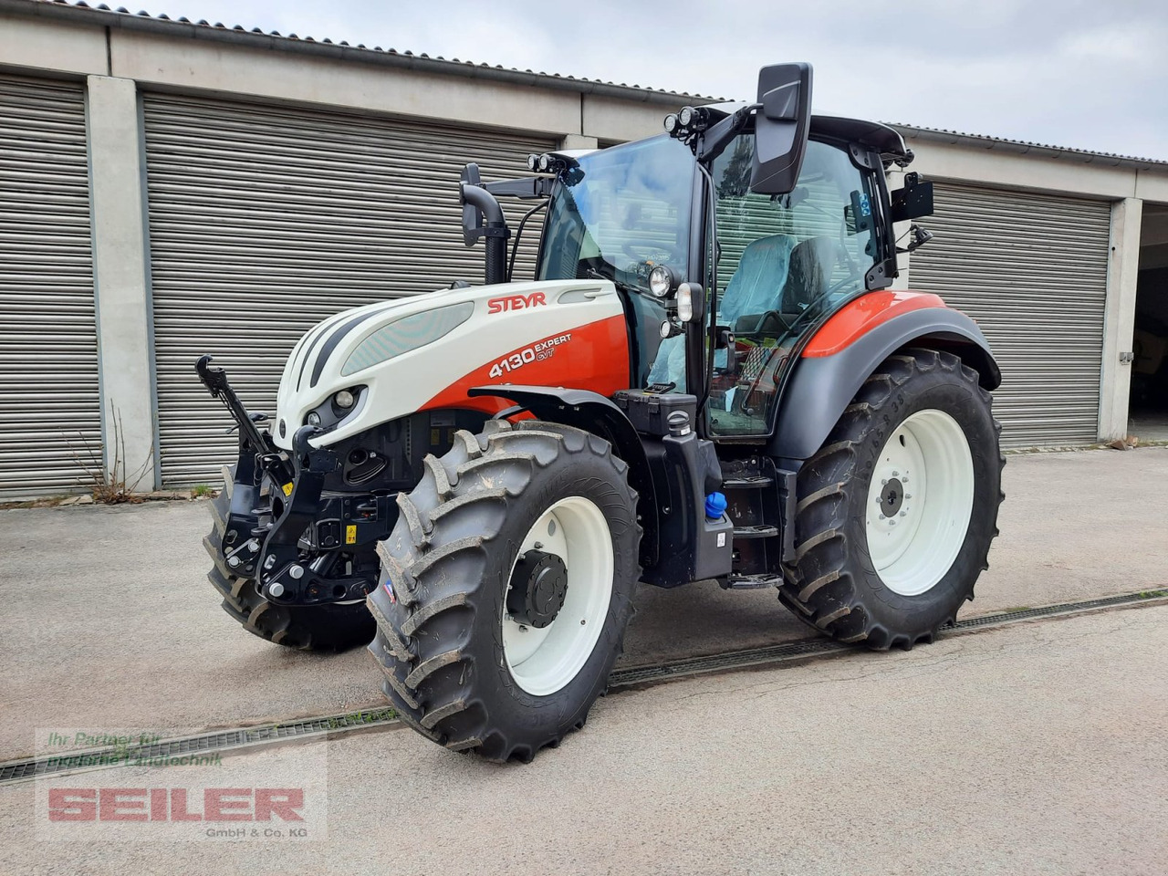 Steyr Expert 4130 CVT - Traktor: obrázek 1 Steyr Expert 4130 CVT - Traktor: obrázek 1